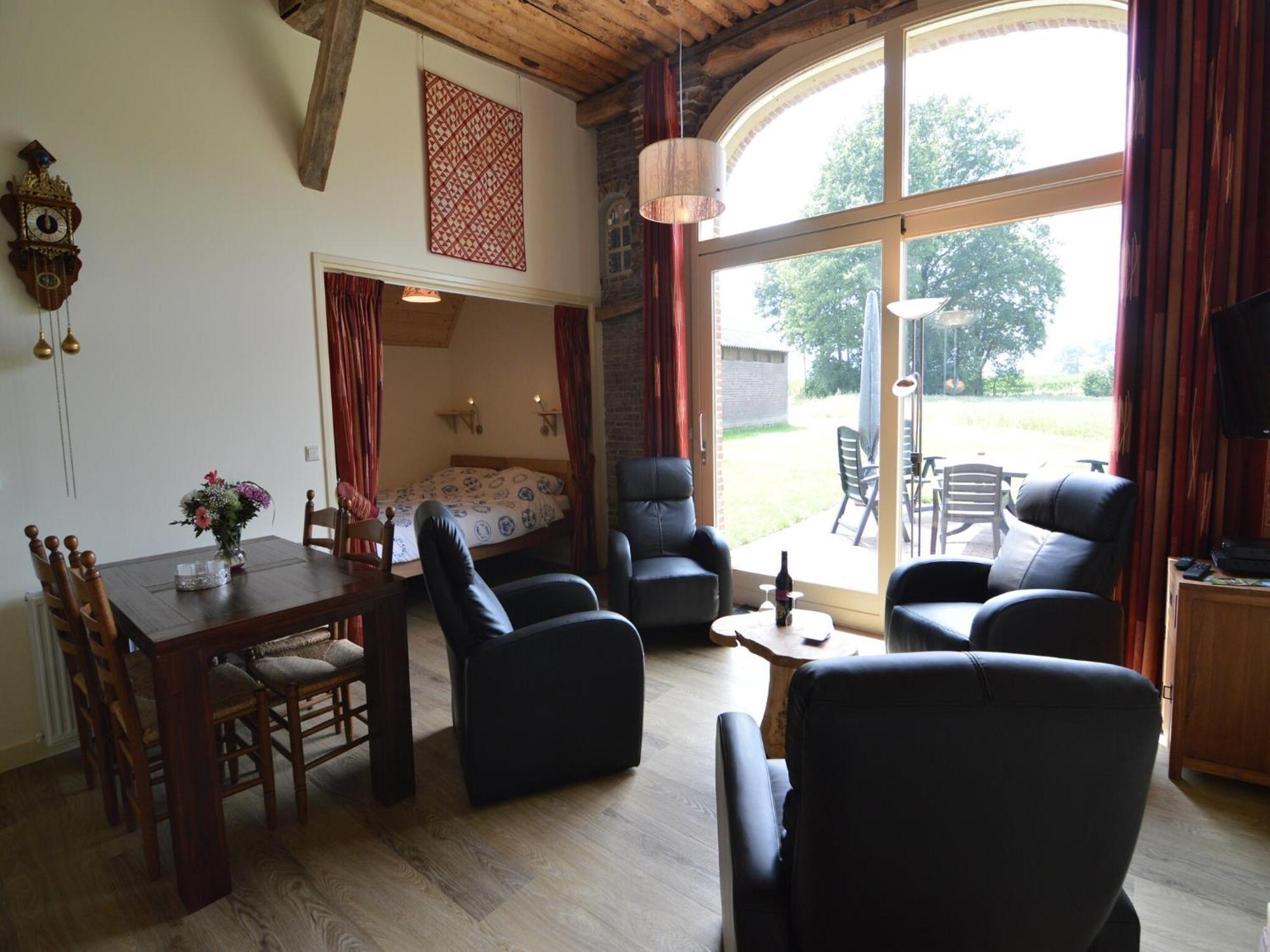 Quaint Farmhouse In Geesteren With Meadow View Extérieur photo